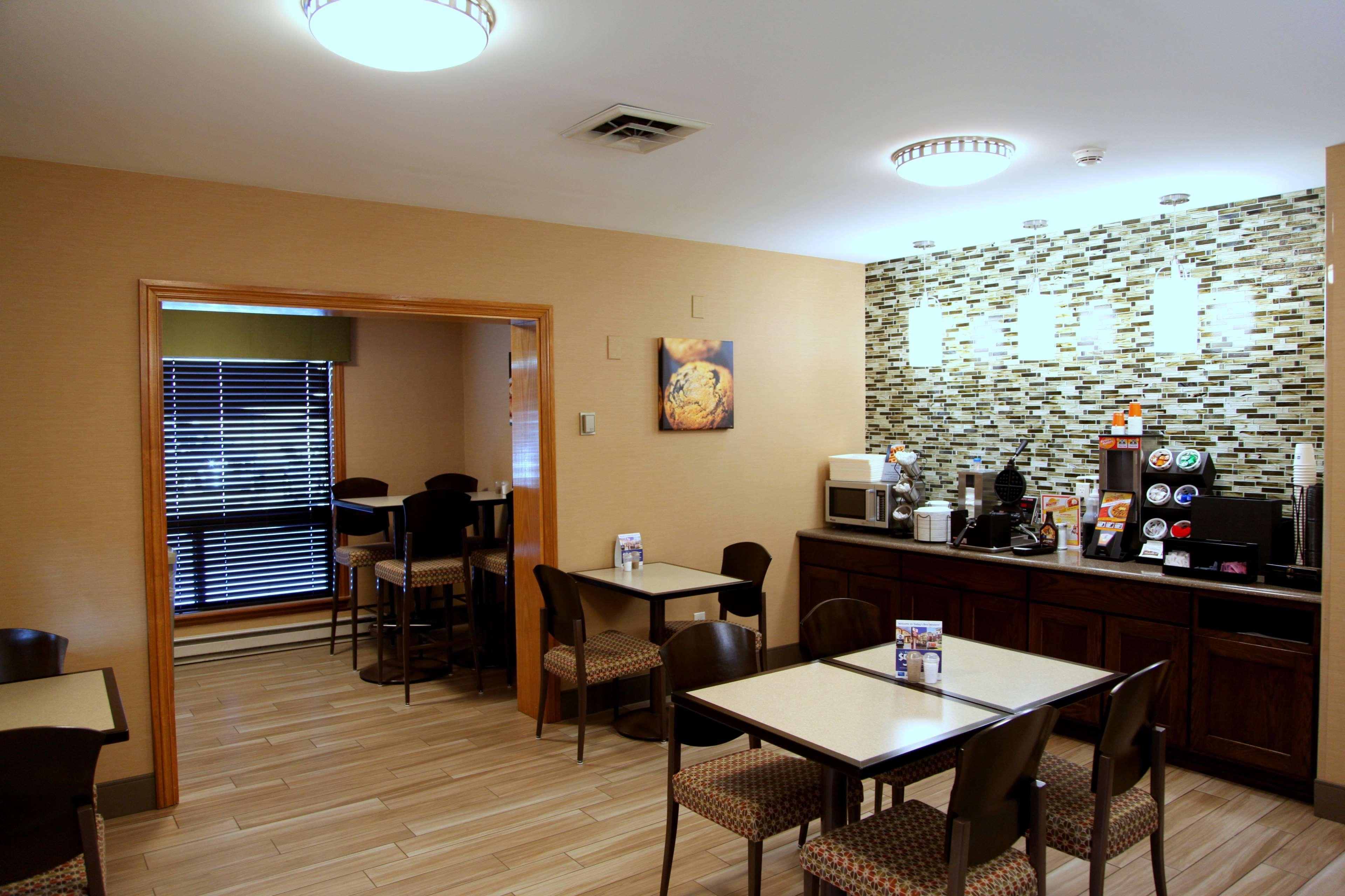 Best Western Falcon Plaza - Bowling Green Esterno foto